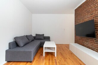 Building Photo - 306-318-318 E 96th St