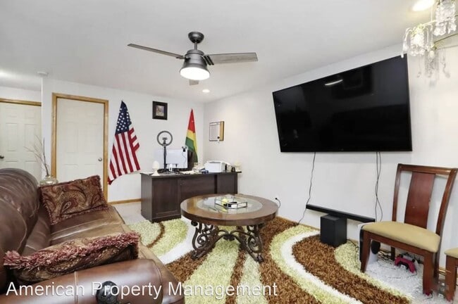 Foto del edificio - 3 br, 2.5 bath House - 616 Oakbrook Pl.