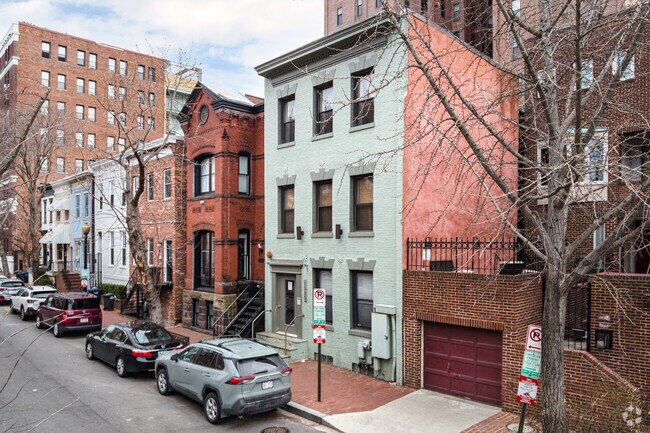 Building Photo - 1620 Corcoran St NW