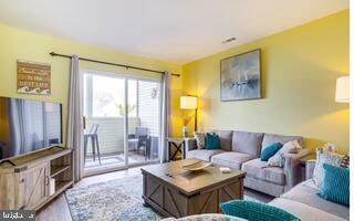 Foto del edificio - 17293 King Philip Way