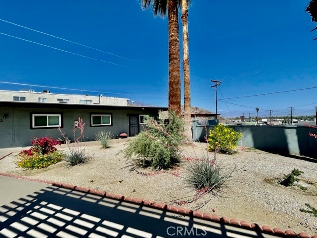 Building Photo - 36947 Melrose Dr