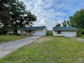 Building Photo - 6078 E V Ave