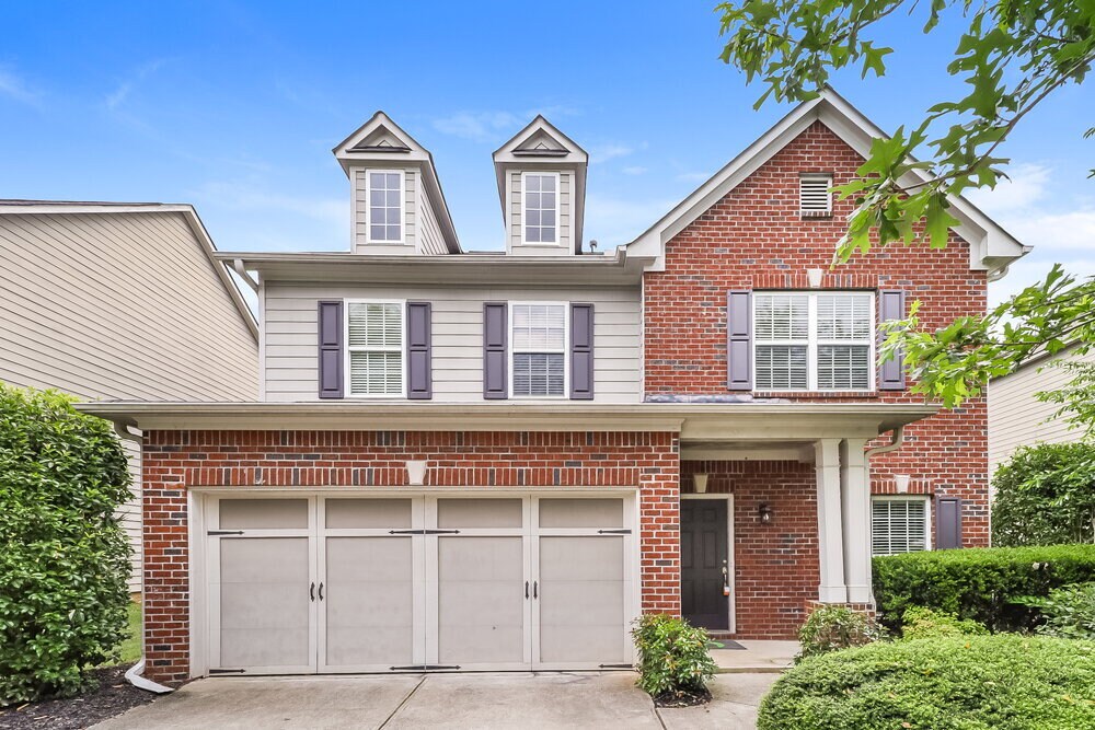 Foto principal - 529 Crestmont Ln