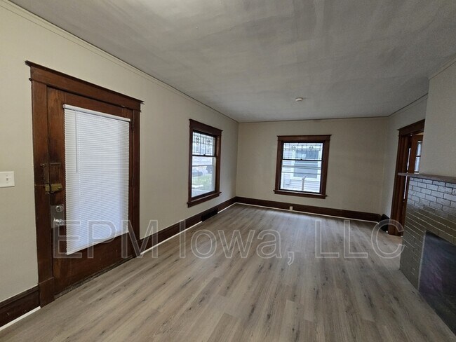 Foto del edificio - 349 17th St SE