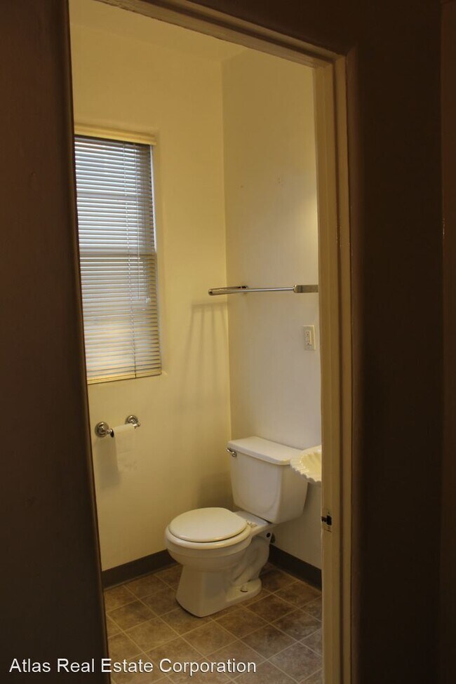Foto del edificio - 1030 1/2-1030 S Westmoreland Ave
