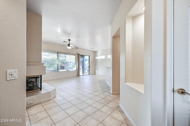 Foto del edificio - 6572 Shooting Star Way