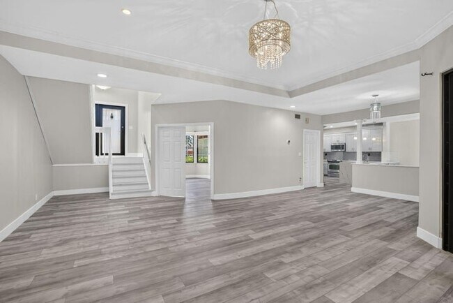 Building Photo - 11908 Glenmore Dr