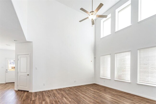 Foto del edificio - 5349 Archway Dr