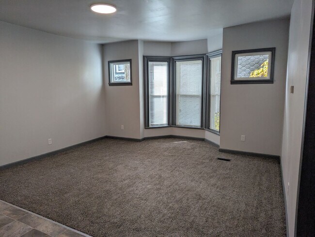 Foto del edificio - 473 Walnut St