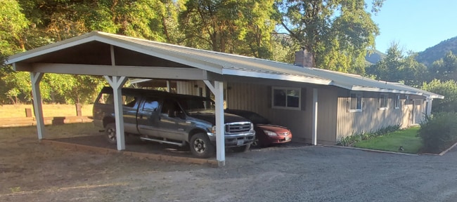 Building Photo - 7000 Eightmile Rd