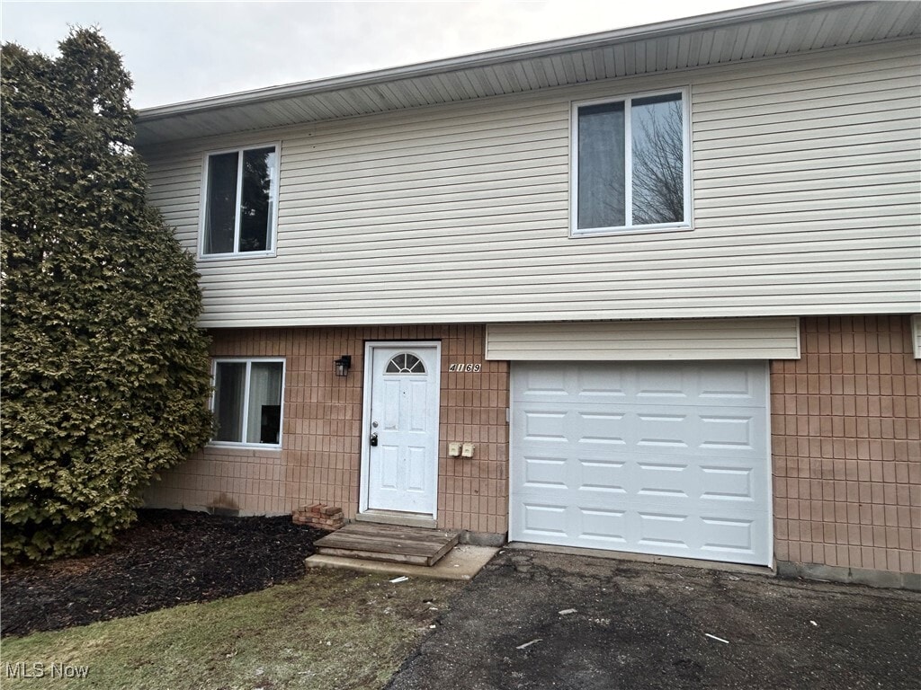Primary Photo - 4169 Vira Rd