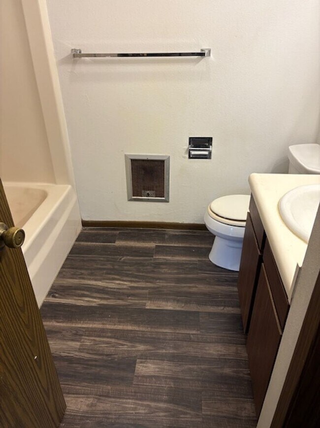 Foto del edificio - 209 Estelle St