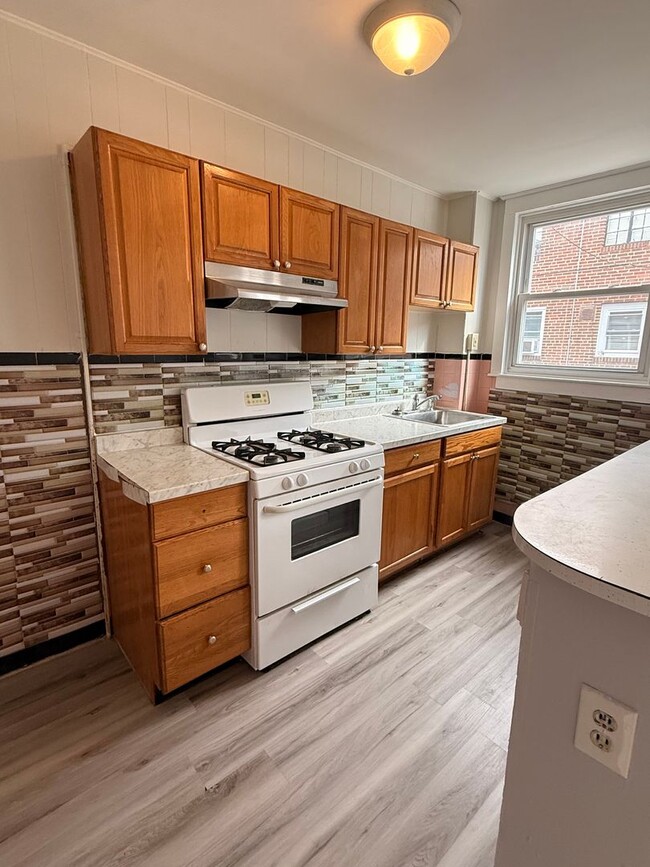 Building Photo - Charming 3 Bedroom Home for Rent
