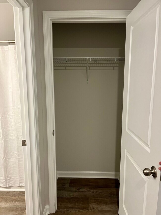 Foto del edificio - 4810 Abbington Oaks Wy