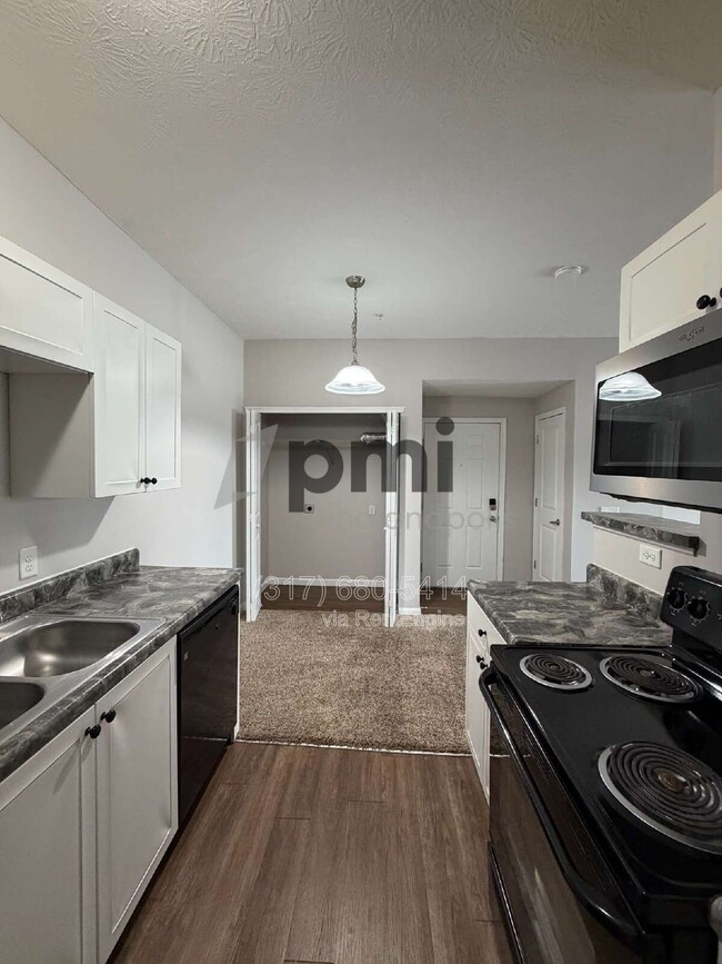 Interior Photo - Jefferson Pointe