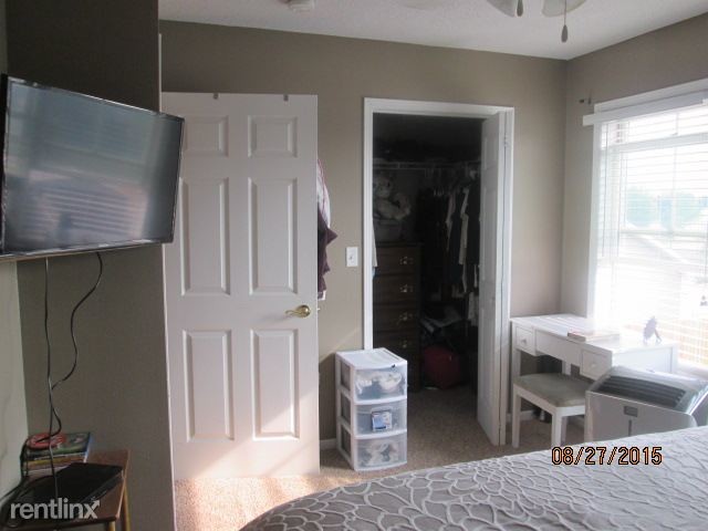 Building Photo - 787 Promenade Ct