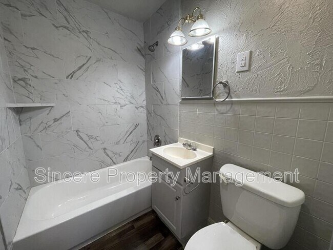 Foto del edificio - 736 NW 97th St