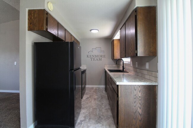 Foto del edificio - 1602 Swift Blvd