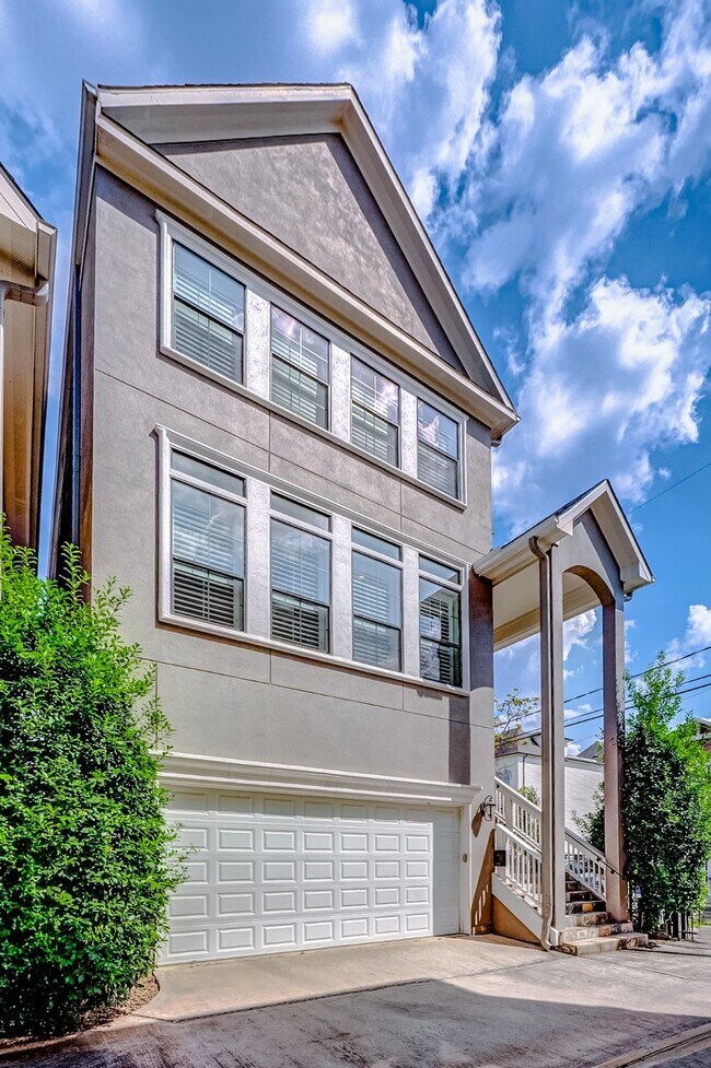 Foto del edificio - 1237 W 24th St