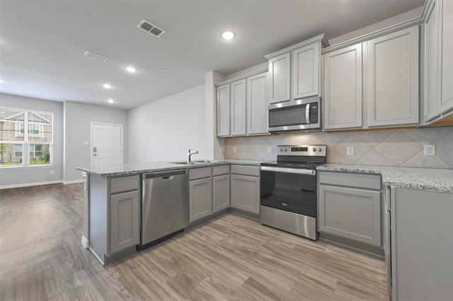 Foto del edificio - 3521 Brentwood Dr