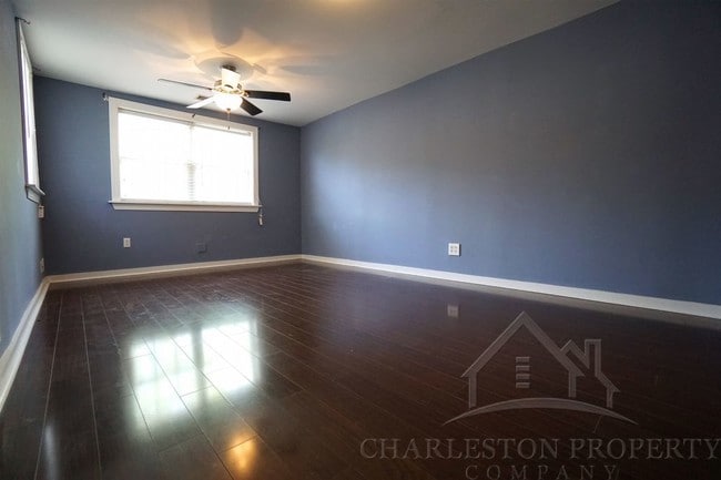 Building Photo - Charming 3/1 home located in Wagener Terrace