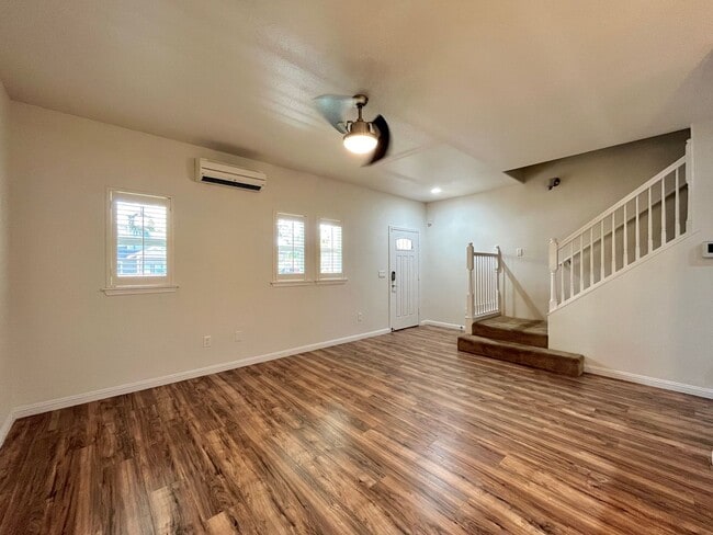 Building Photo - 431 Manawai St