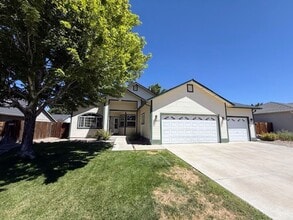 Building Photo - 1362 Chichester Dr