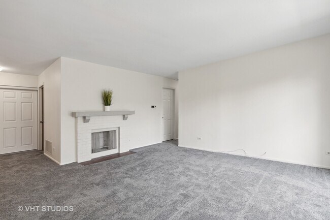 Building Photo - 276 Stonehill Ln