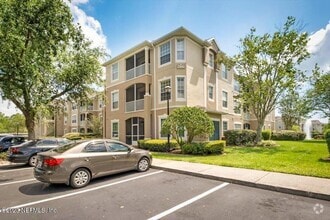 Building Photo - 7990 Baymeadows Cir E