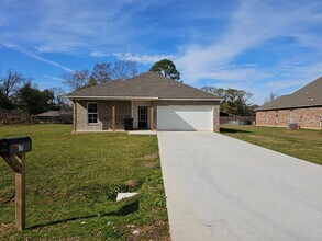 Building Photo - 17179 Cherokee Trce