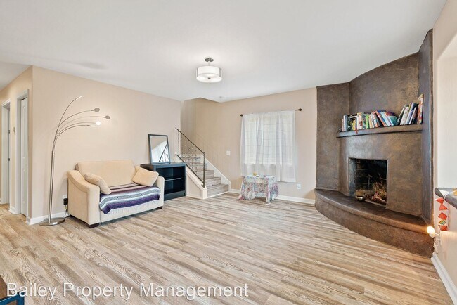 Building Photo - 3 br, 2 bath House - 531 Dufour St