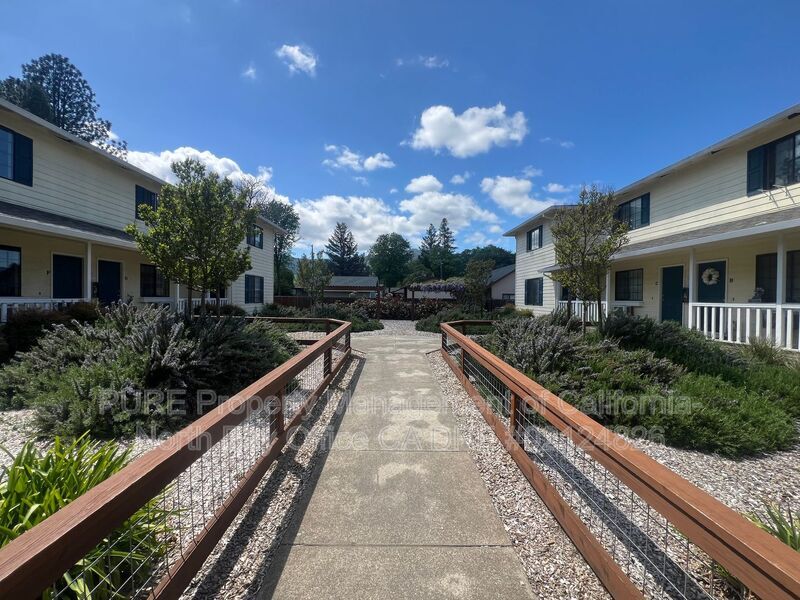 Foto principal - 950 Marlene St