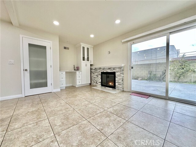 Building Photo - 13103 Beach St