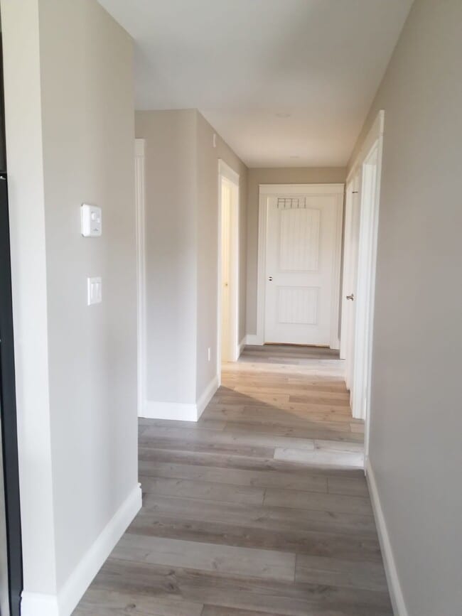 Photo du bâtiment - 3 Elena Court