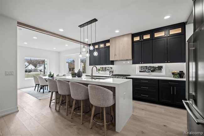 Building Photo - 125 N Washington Ave