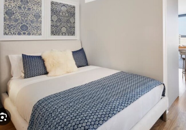 Foto del edificio - 7890 N Kingsbury St