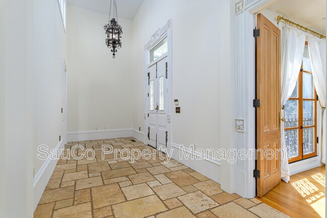 Foto del edificio - 1980 SW Terrace Dr