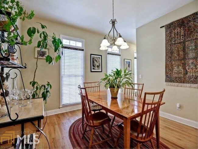 Foto del edificio - 2136 Briarwood Bluff NE