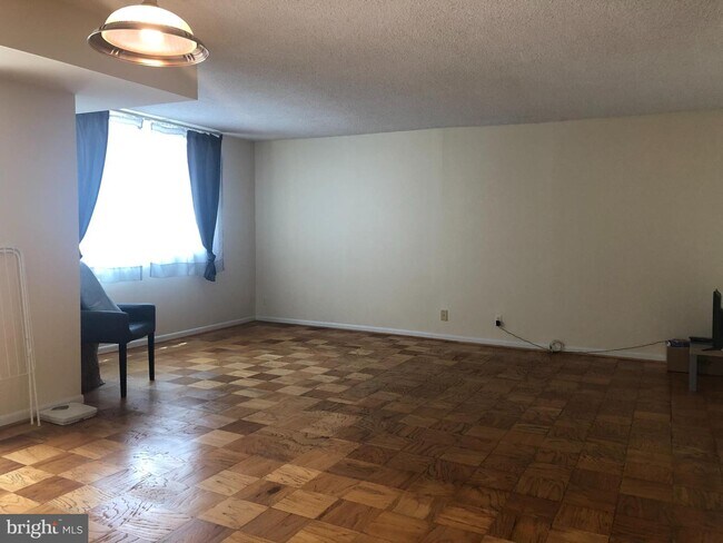 Foto del edificio - 4601 N Park Ave