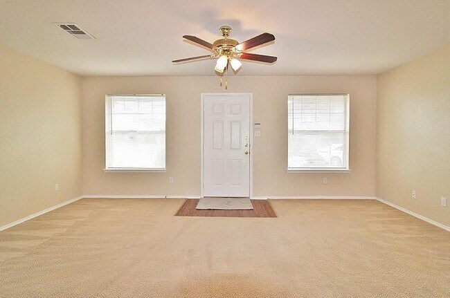 Building Photo - 1043 Cheddar Ct