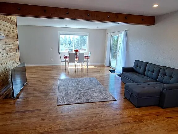 Primary Photo - 145 Arcadia Dr