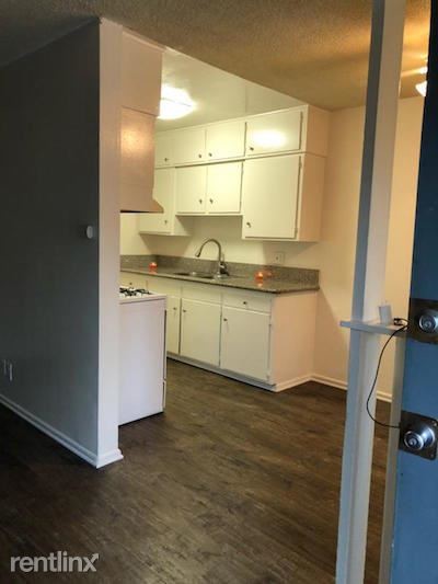 Primary Photo - 2 br, 1 bath Apartment - 722 S Raitt St