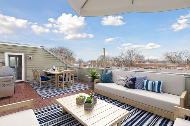 East-side patio - 3238 Garfield Ave