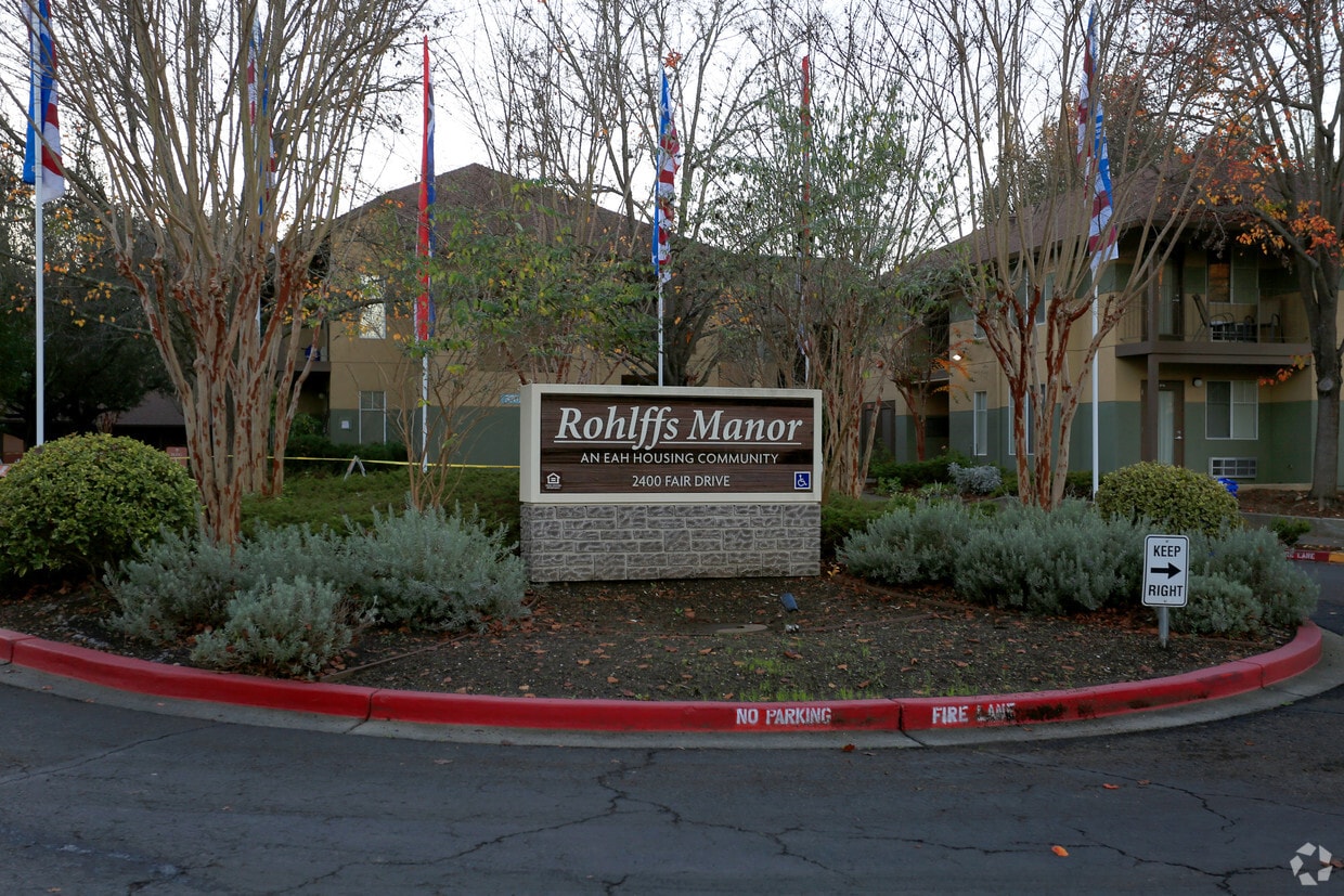 Primary Photo - Rohlffs Manor- Senior Apartments