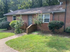 Building Photo - 6808 Ray Rd