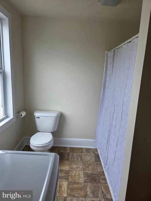 Foto del edificio - 729 E Washington St