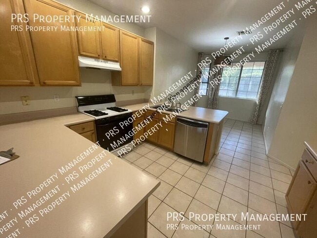 Foto del edificio - 291 S Forest Dr