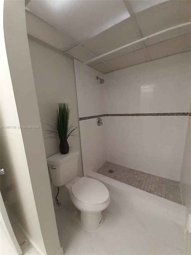 Foto del edificio - 8415 SW 107th Ave