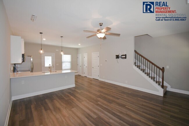Foto del edificio - Great 2BR/2.5BA Murfreesboro townhome with washer/dryer included! Triple Blackman Schools!
