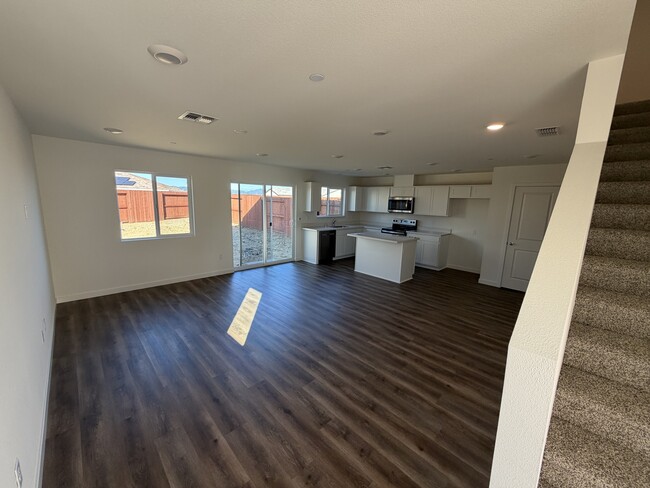 Building Photo - 831 Congaree Ln